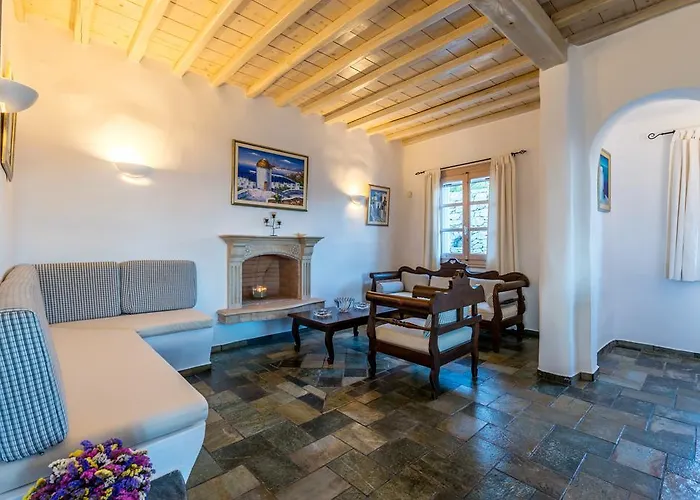 Irini Panormos (Mykonos)