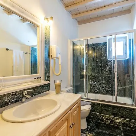 Irini Panormos (Mykonos)