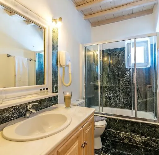 Irini פנורמוס מיקונוס